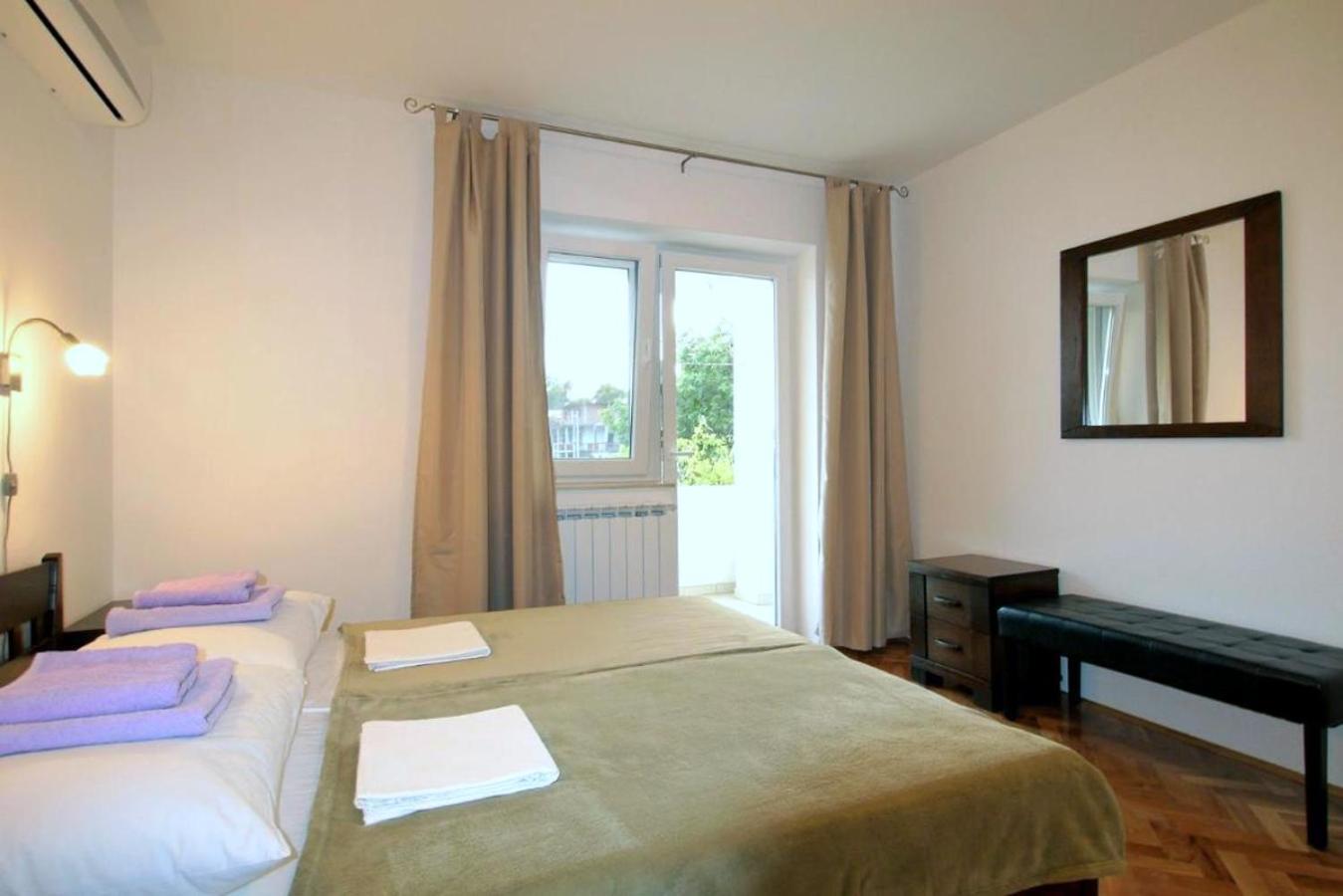 Paklenica Sport Apartments Starigrad Paklenica Δωμάτιο φωτογραφία