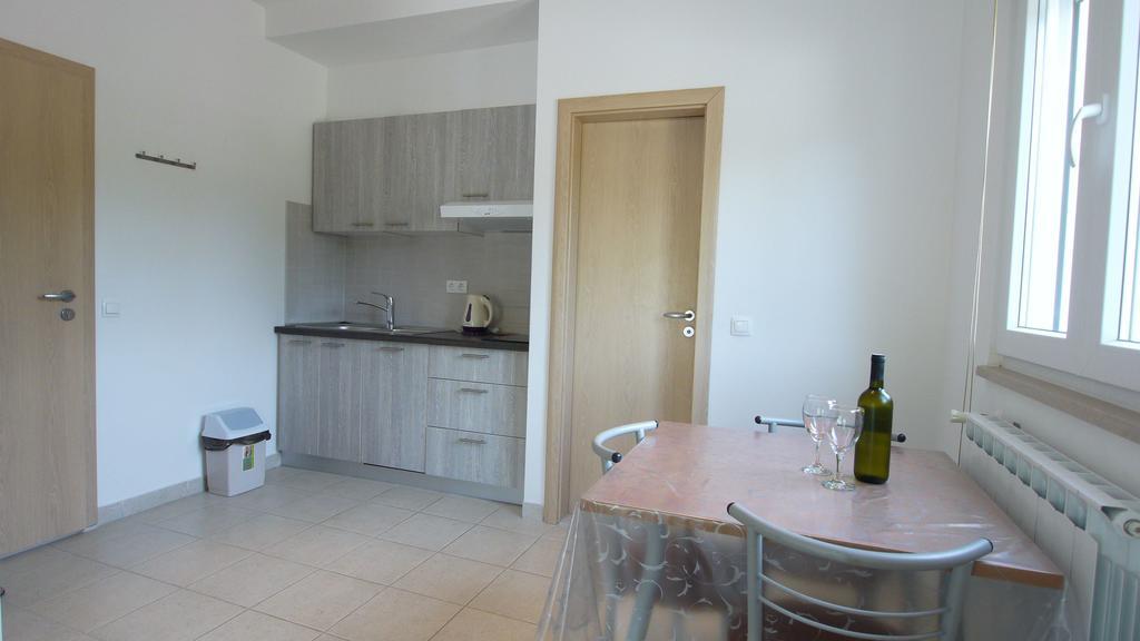 Paklenica Sport Apartments Starigrad Paklenica Εξωτερικό φωτογραφία